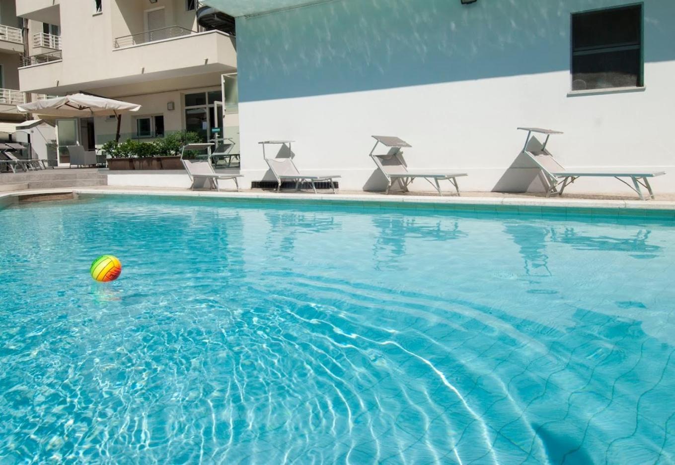 Hotel Bellevue Cattolica Exterior photo