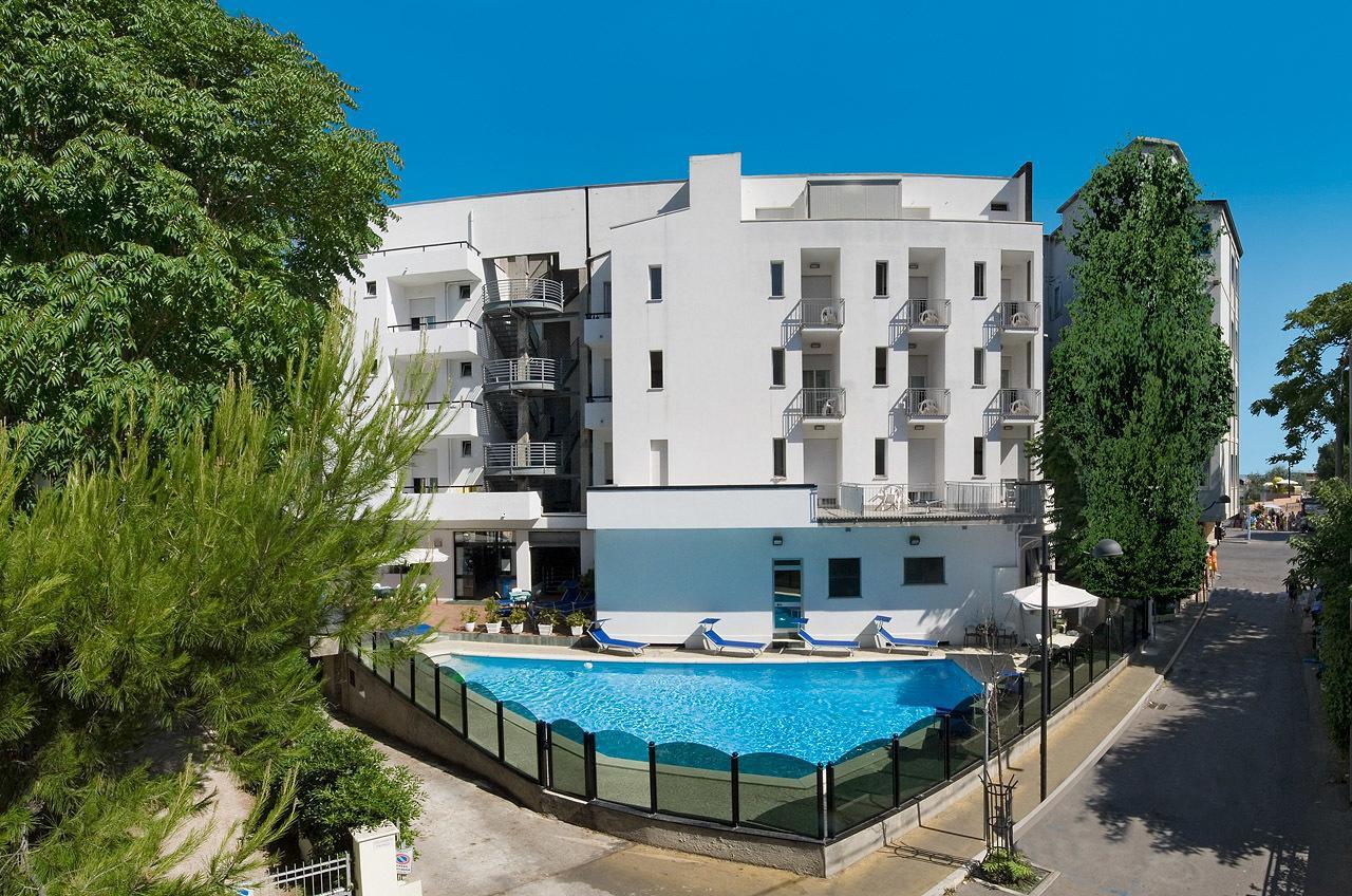 Hotel Bellevue Cattolica Exterior photo