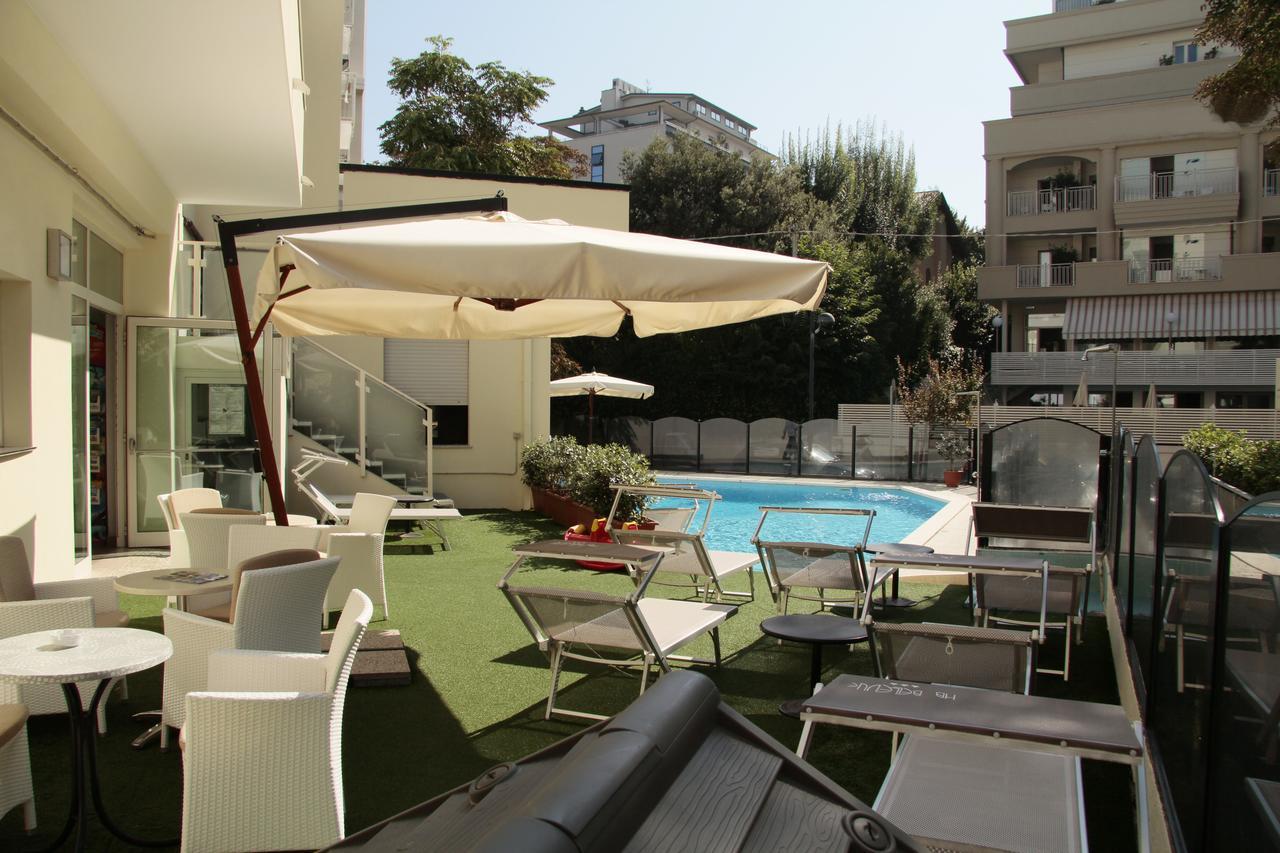 Hotel Bellevue Cattolica Exterior photo